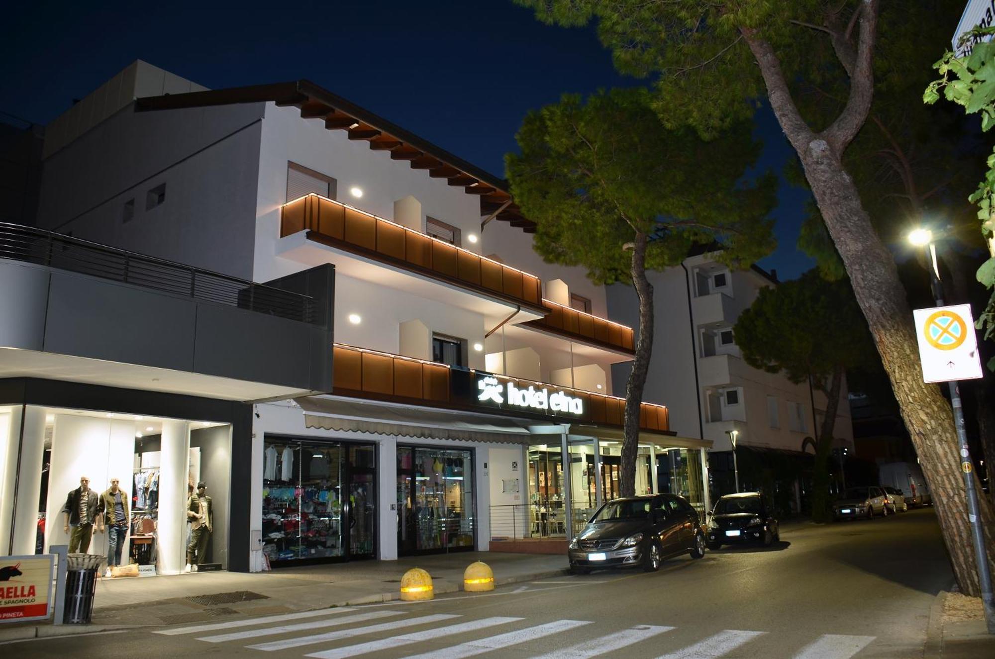 Hotel Etna Lignano Sabbiadoro Exterior photo